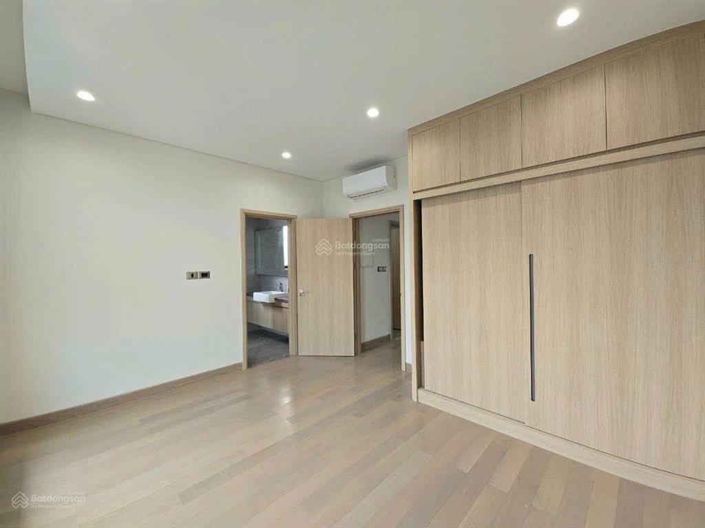 Cho thuê nguyên căn shophouse nhà phố 75m x 5tầng tại kđt the manor central park