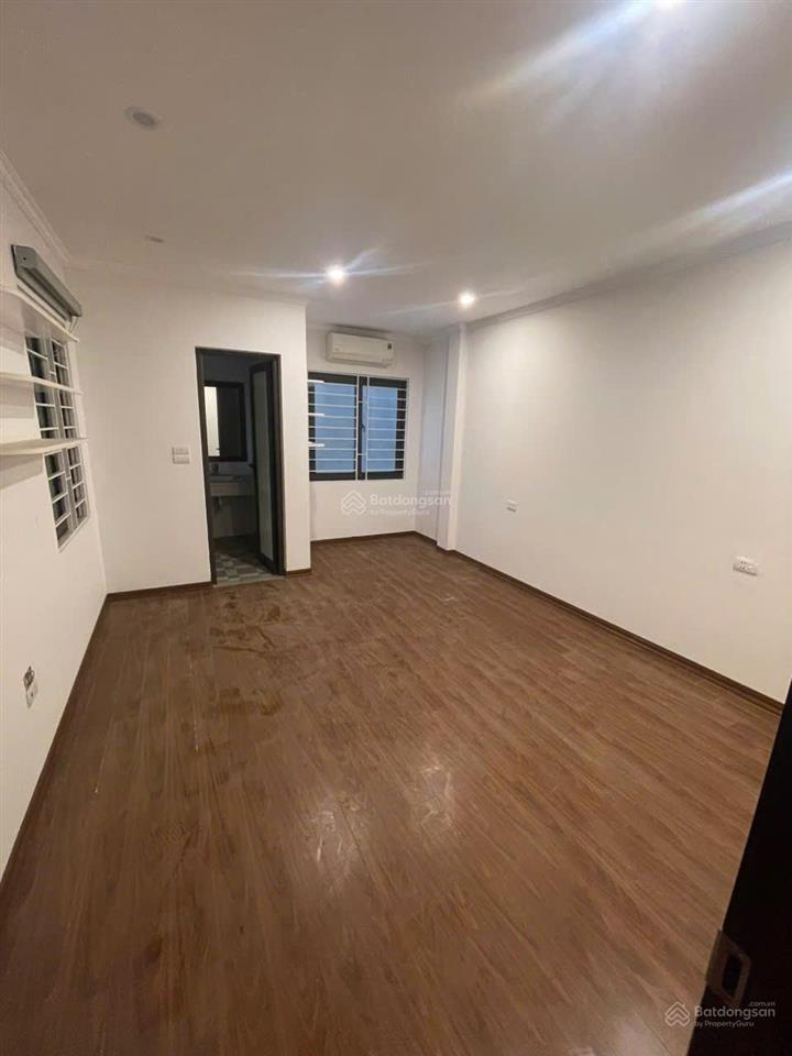 Mình chính chủ cần cho thuê nhà 5 tầng ngõ 103 xuân đỗ cự khối long biên hà nội giá 8 triệu/tháng