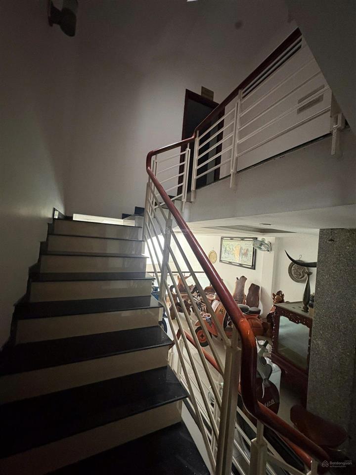 Nhà mặt tiền kd ngay chợ thạch đà 92m2 4 tầng có thang máy và sẵn dòng tiền 30tr/th