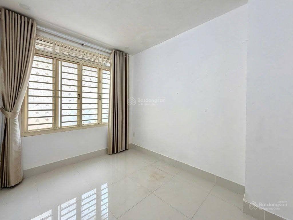 Chủ giảm liền 400tr thiện chí bán  phú nhuận 4 tầng btct + 3pn3wc  sổ a4  ko lộ giới + quy hoạch