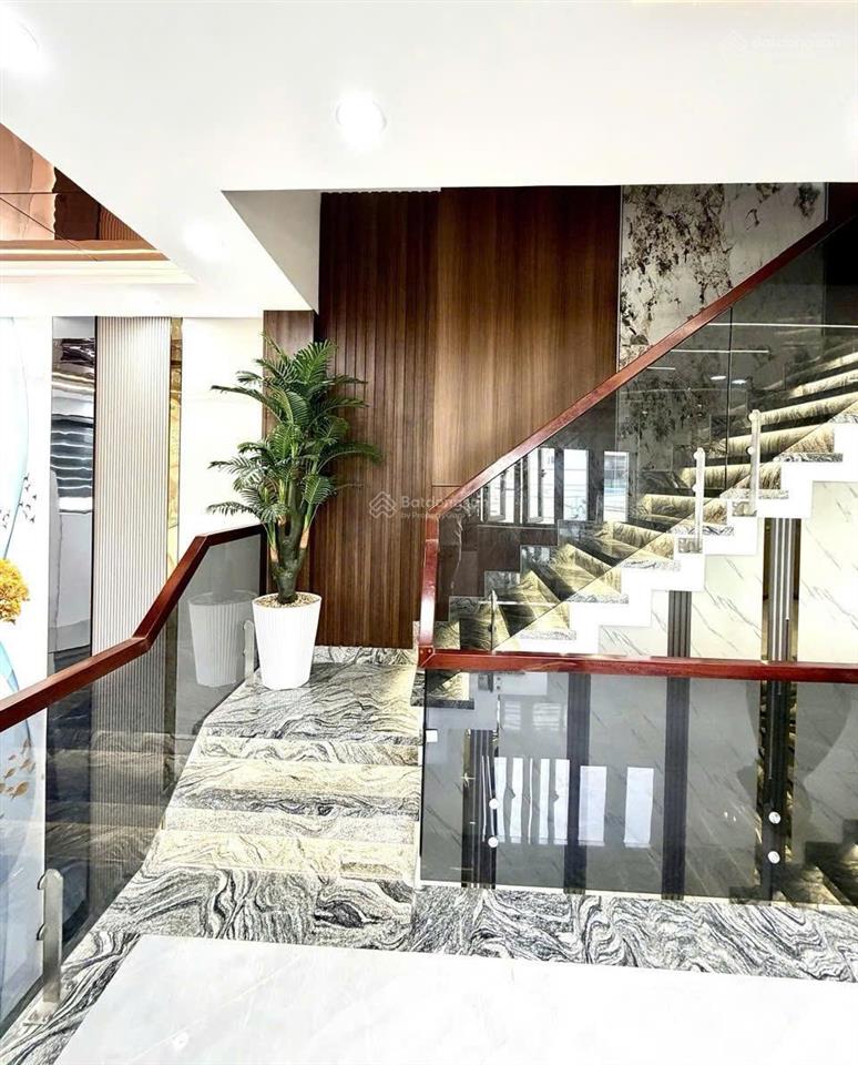 Siêu phẩm khu vip mã lò lô góc 5 tầng full nội thất cao cấp chỉ 8.4 tỷ