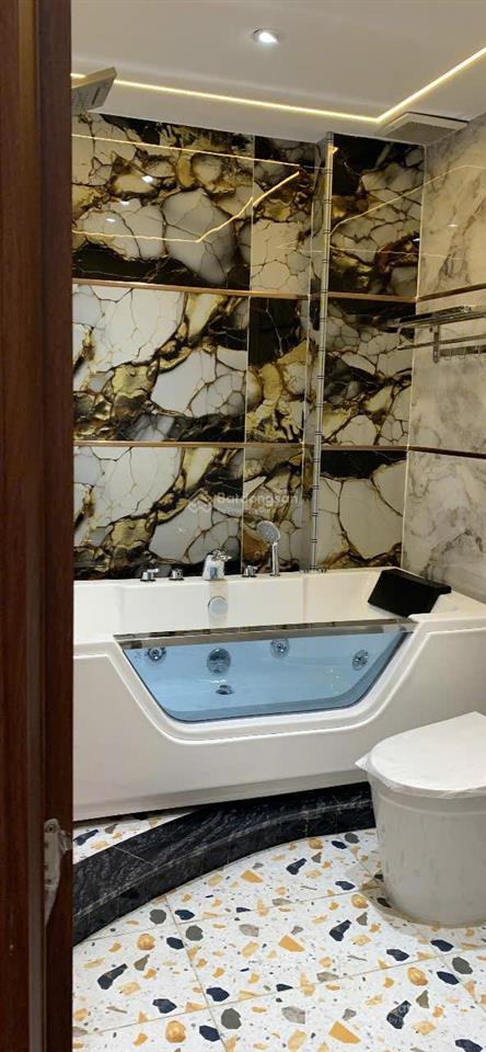 Nhà đẹp giáp tân bình  hẻm xe hơi  3 tầng  5pn
