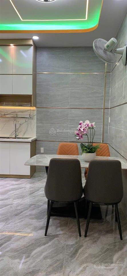 Nhà đẹp giáp tân bình  hẻm xe hơi  3 tầng  5pn