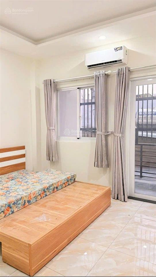 Nhà đẹp nguyễn văn quá 4 tầng 4pn chỉ 15m ra mặt tiền giá 6.3 tỷ