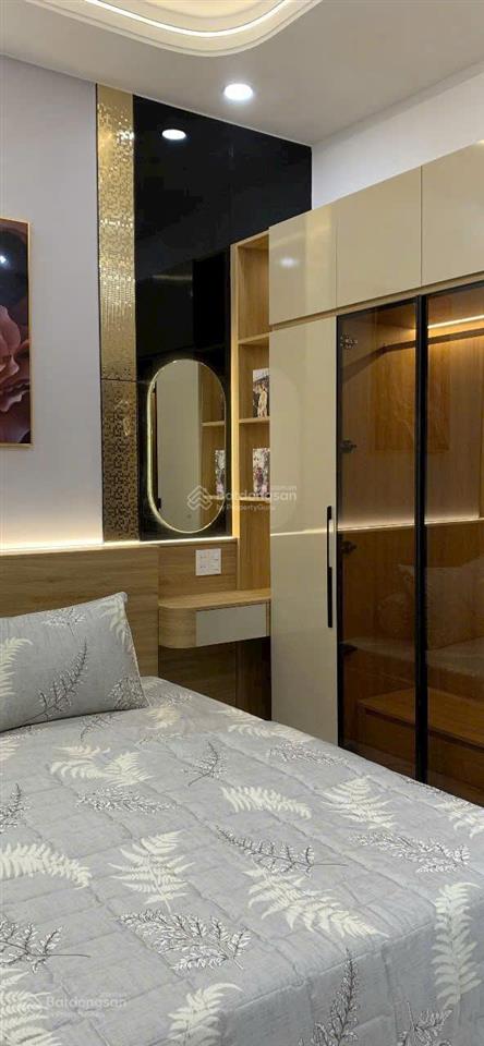 Ngay chợ đêm hạnh thông tây nhà 3 tầng 48m2 chỉ 6.58 tỷ tl