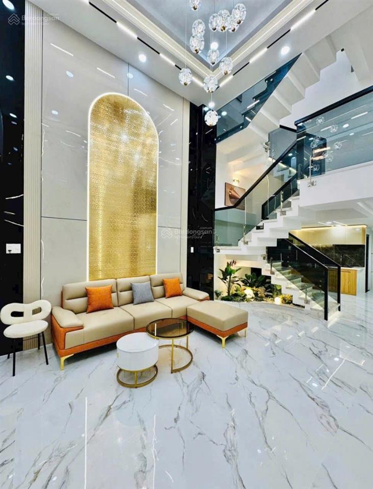 Ngay chợ đêm hạnh thông tây nhà 3 tầng 48m2 chỉ 6.58 tỷ tl