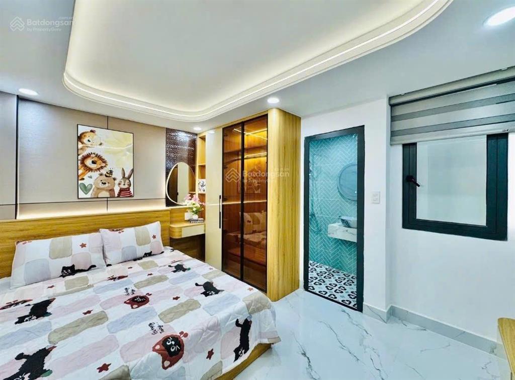 Ngay chợ đêm hạnh thông tây nhà 3 tầng 48m2 chỉ 6.58 tỷ tl