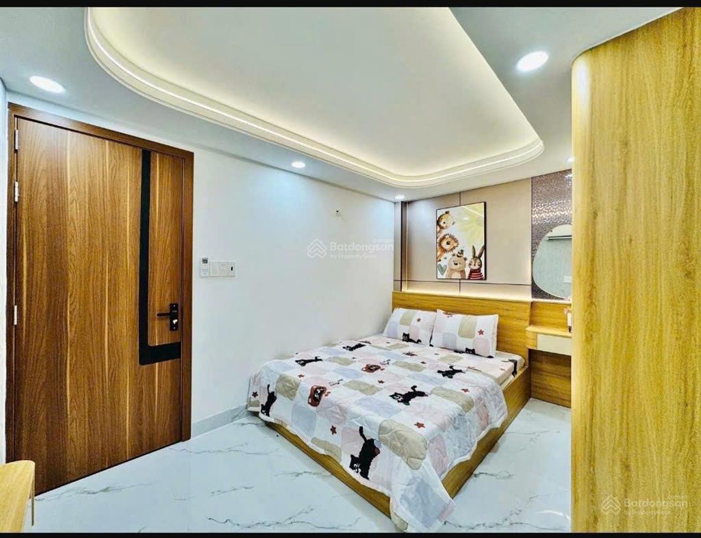 Ngay chợ đêm hạnh thông tây nhà 3 tầng 48m2 chỉ 6.58 tỷ tl