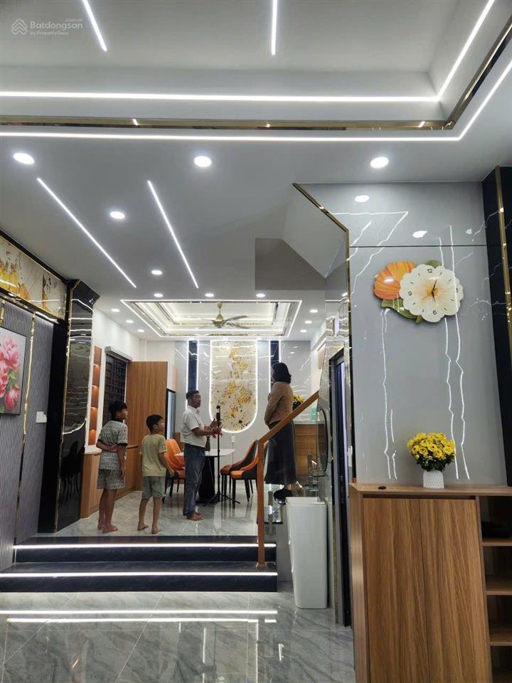 Căn góc 2 mặt tiền 4 tầng full nội thất gara ô tô chỉ 5,990 tỷ