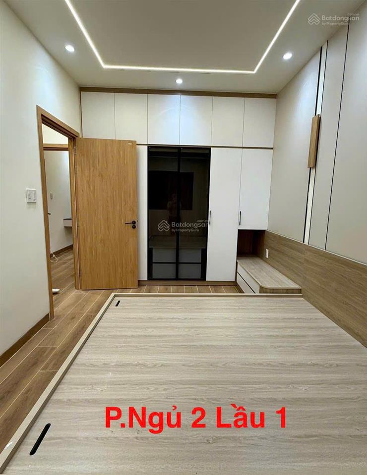 Nhà đẹp 5 tầng chỉ cách mặt tiền gò xoài 20m 79m ngang 6m giá chỉ 7.2 tỷ