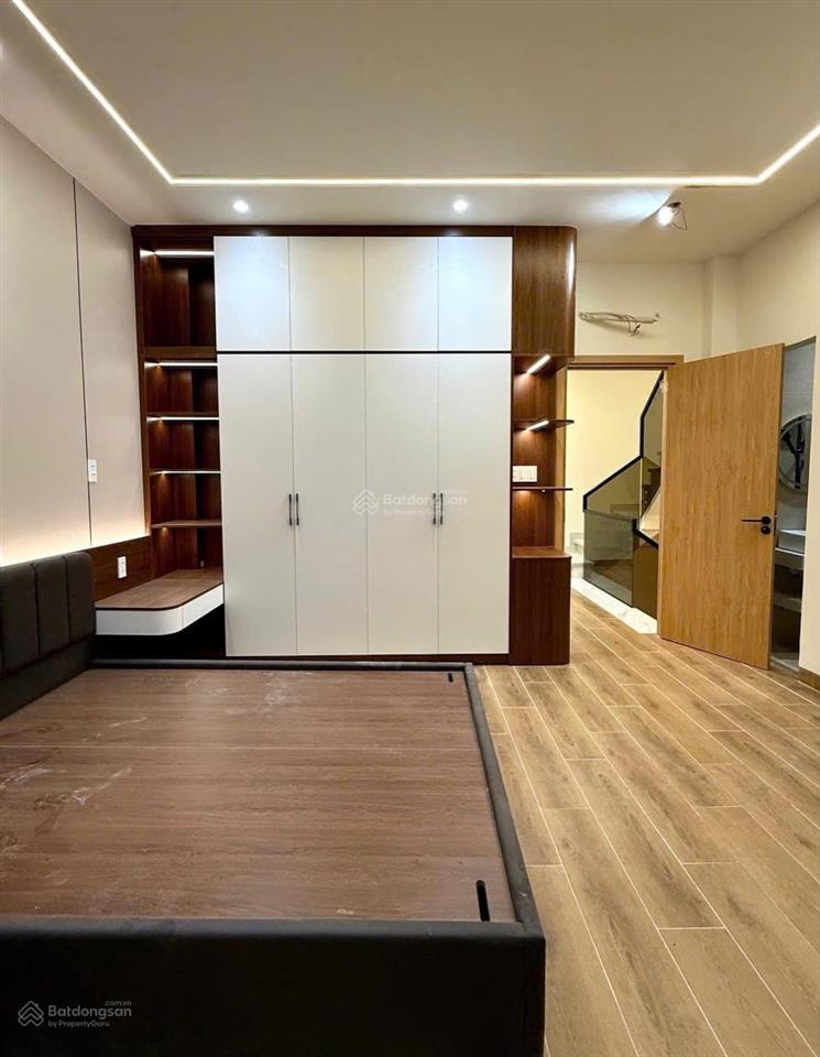 Nhà đẹp 5 tầng chỉ cách mặt tiền gò xoài 20m 79m ngang 6m giá chỉ 7.2 tỷ