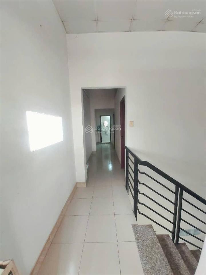 Bán gấp nhà linh tây, thủ đức, sát phạm văn đồng, 80m2 vuông vức giá siêu hời 5,25 tỷ