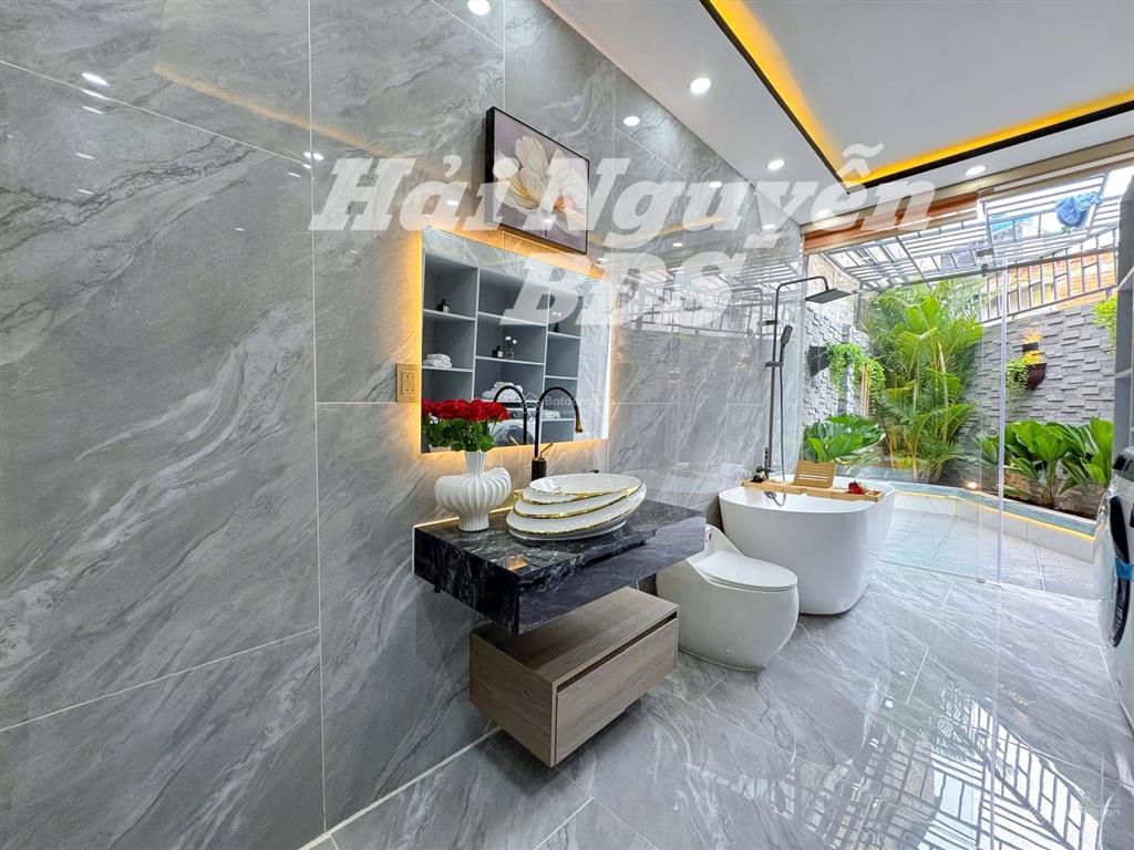 Nhà phố có sân vườn, 2 tầng ngang 5.5m, đường đặng nhữ lâm, nhà bè, cạnh q7