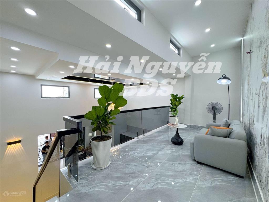 Nhà phố có sân vườn, 2 tầng ngang 5.5m, đường đặng nhữ lâm, nhà bè, cạnh q7