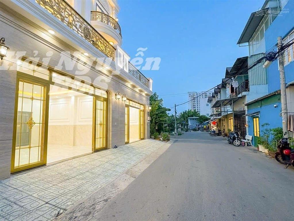 Siêu phẩm 4 tầng mặt tiền đường 8m khu dân cư cao cấp  gần q7