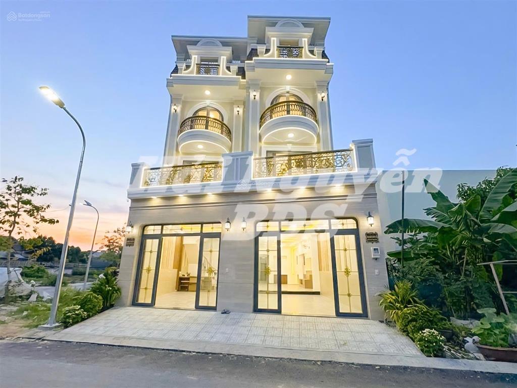 Siêu phẩm 4 tầng mặt tiền đường 8m khu dân cư cao cấp  gần q7