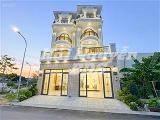 Siêu phẩm 4 tầng mặt tiền đường 8m khu dân cư cao cấp  gần q7