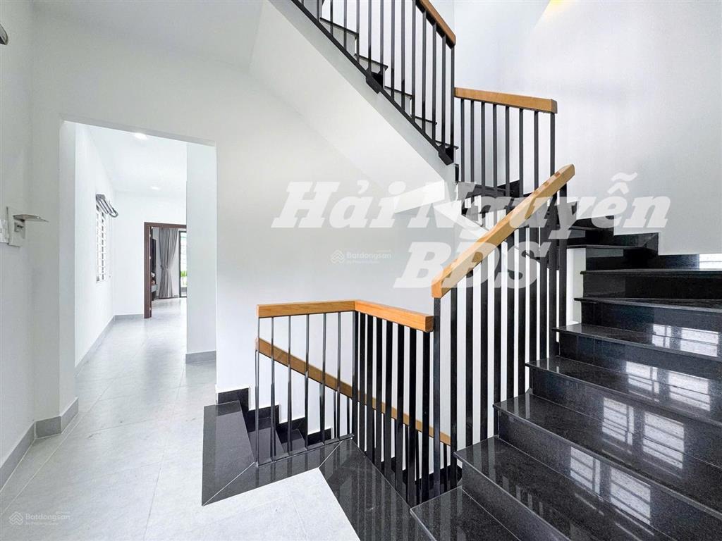 Nhà 4 tầng 5m x 20m, hẻm xe hơi huỳnh tấn phát  nhà bè  gần q7