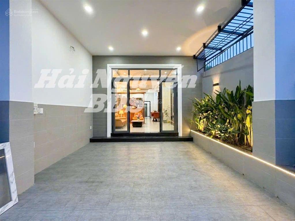 Nhà 4 tầng 5m x 20m, hẻm xe hơi huỳnh tấn phát  nhà bè  gần q7