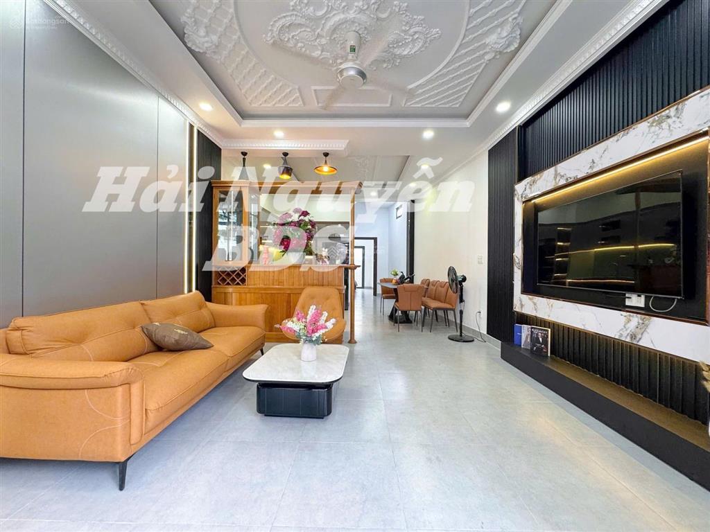 Nhà 4 tầng 5m x 20m, hẻm xe hơi huỳnh tấn phát  nhà bè  gần q7