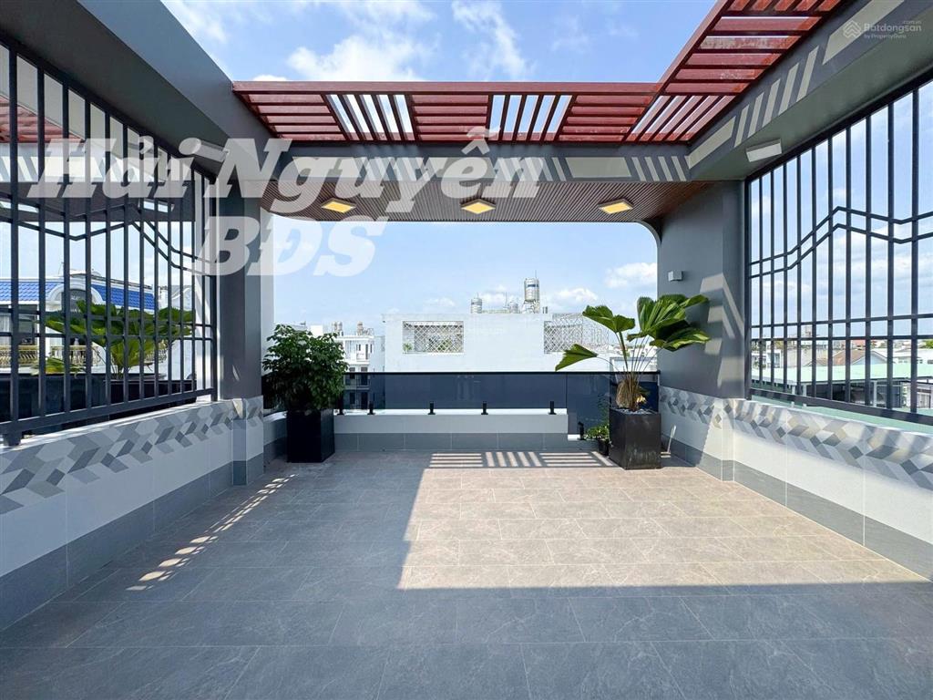 Siêu phẩm nhà phố ngang 5.4m có thang máy kdc cao cấp nhà cao tầng đồng bộ