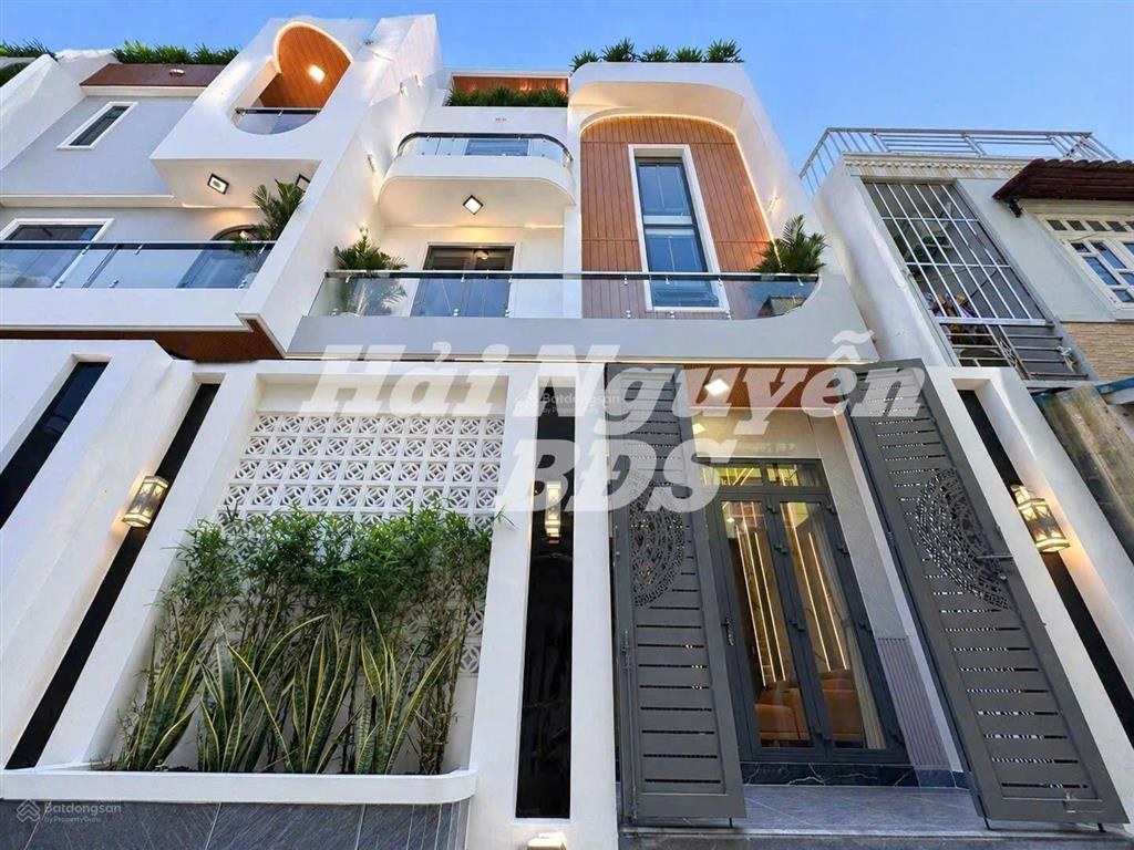 Nhà 4 tầng ngang 6.5 x 10m, huỳnh tấn phát, gần phú mỹ hưng