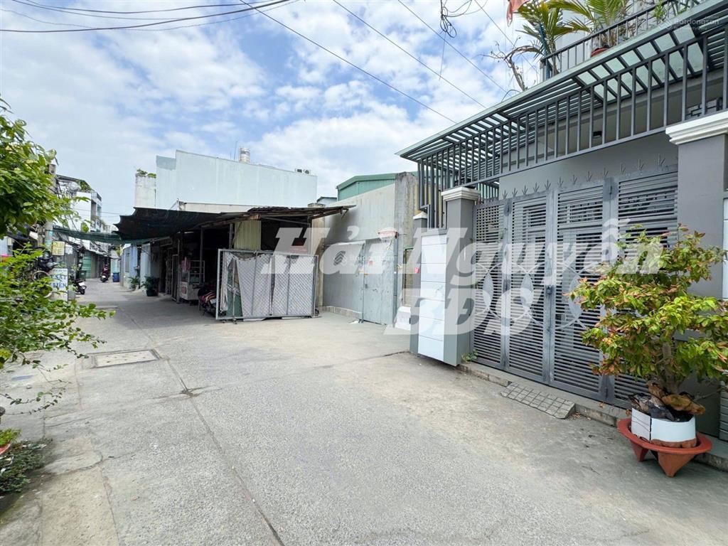 Nhà 2 tầng 5m x 10m mặt tiền hẻm 5m, p. phú thuận, q7