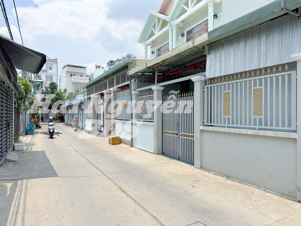 Hẻm xe hơi 4.5m x 19m huỳnh tấn phát, q7  cạnh phú mỹ hưng