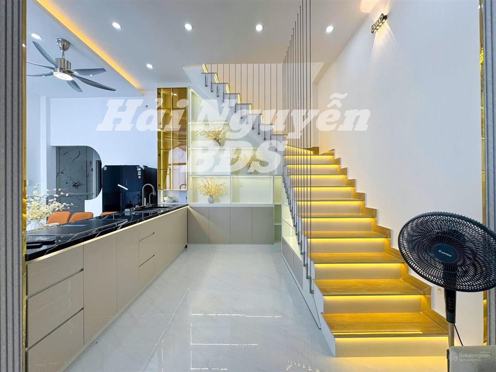 Nhà mới sổ hồng 60m  2 tầng huỳnh tấn phát  cạnh phú mỹ hưng