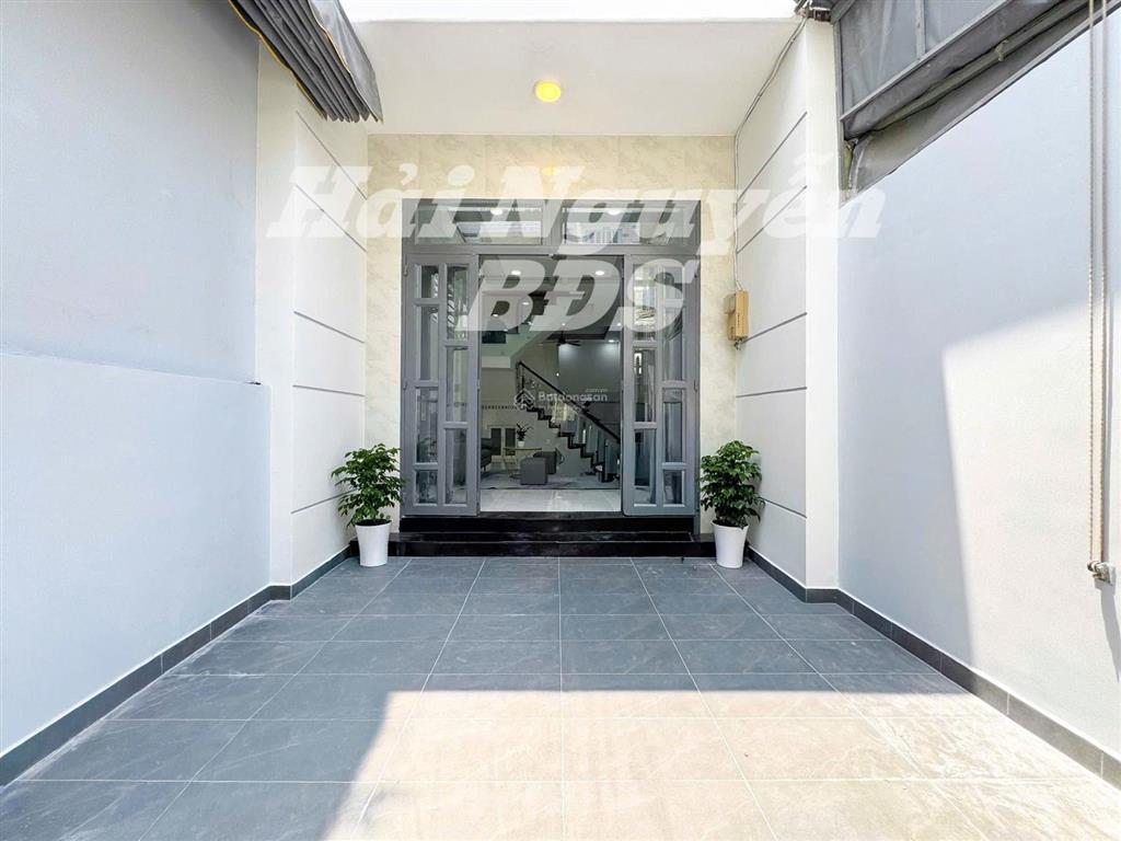 Nhà mới đẹp 3.96m x 16m, 2 tầng, đường huỳnh tấn phát, quận 7