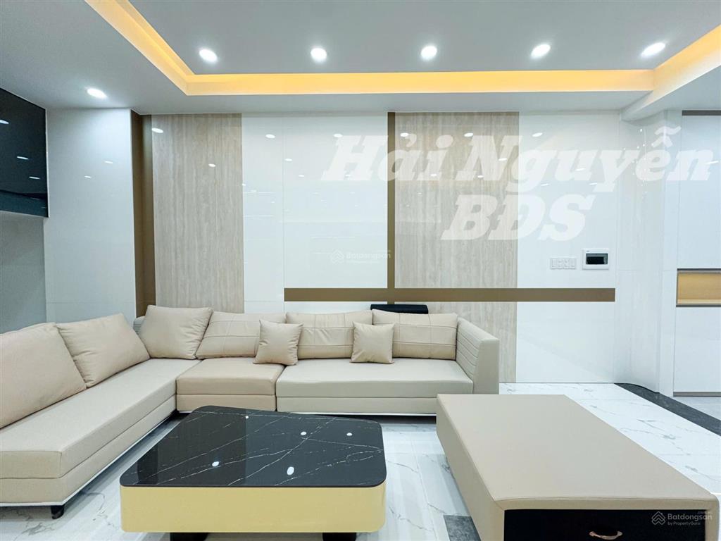 Nhà 4 tầng có thang máy, mặt tiền đường số, tân quy q7