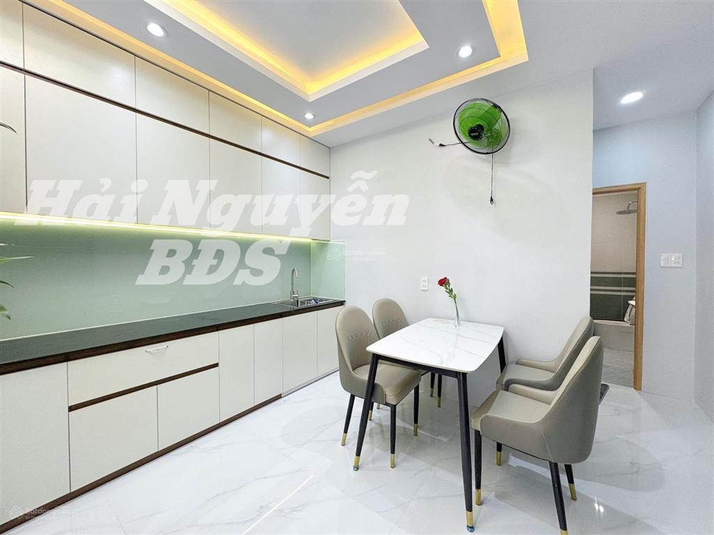 Nhà mới đẹp 4m x 11m, 2 tầng, nguyễn văn quỳ, q7