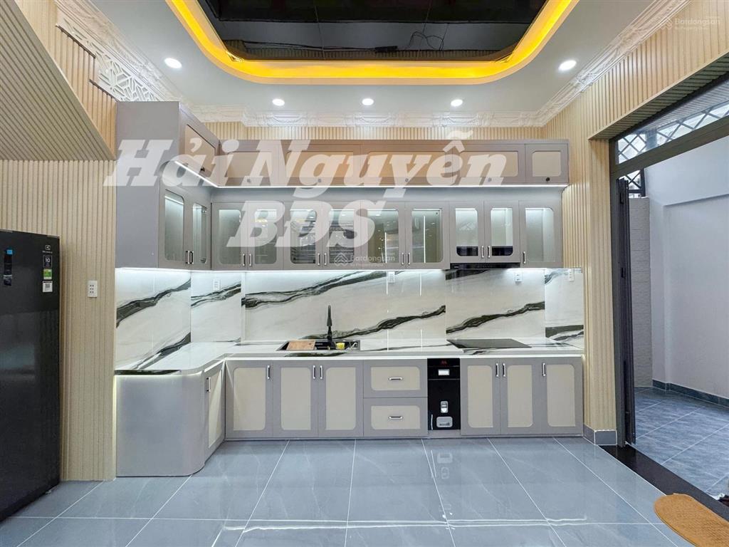 Góc 2 mặt tiền kdc nhà đồng bộ, huỳnh tấn phát  nhà bè  7.5m x 12.5m  8 tỉ 450