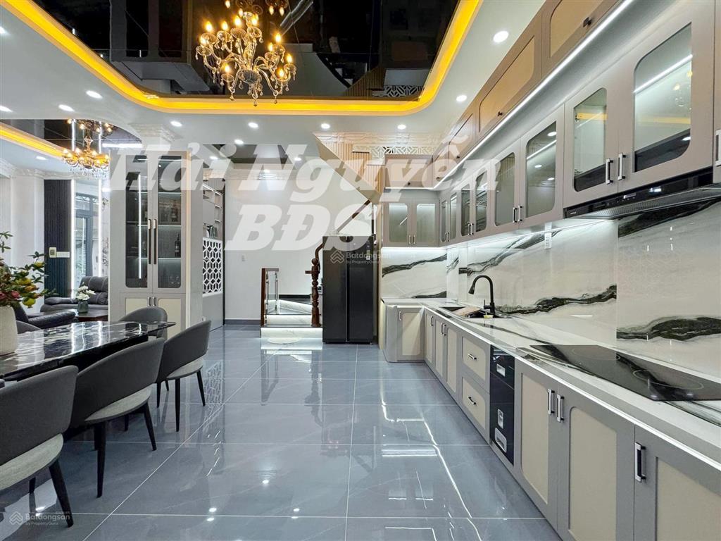 Góc 2 mặt tiền kdc nhà đồng bộ, huỳnh tấn phát  nhà bè  7.5m x 12.5m  8 tỉ 450