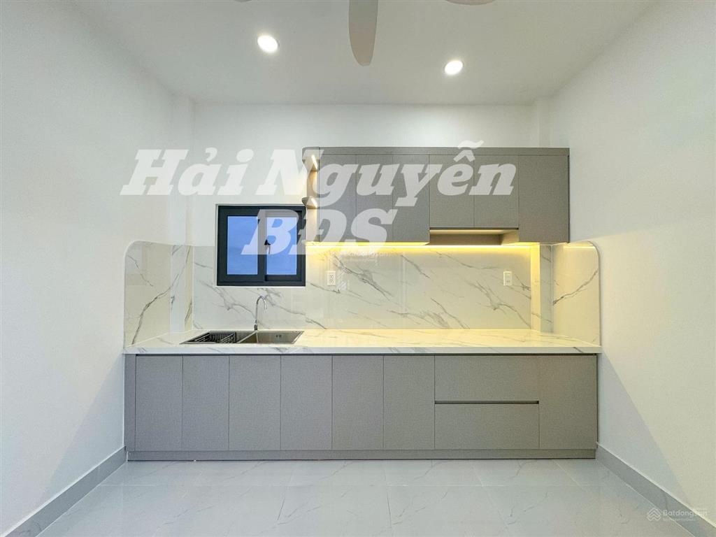 Nhà mới đẹp 1 lầu hẻm 4m trần xuân soạn q7  cạnh q4