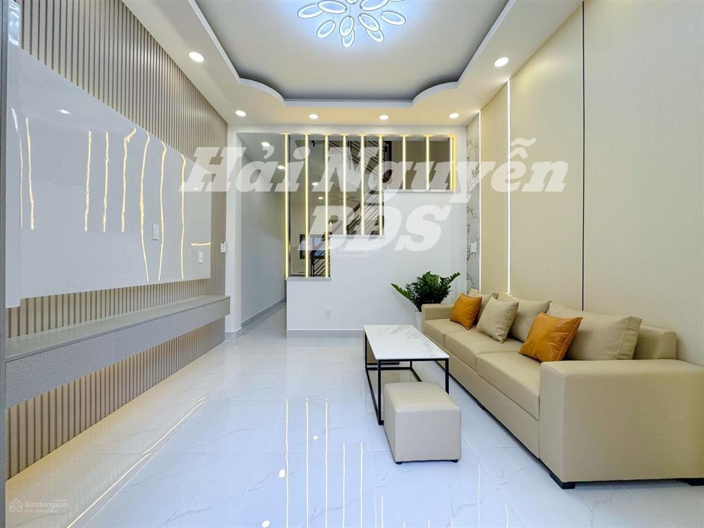 Nhà mới đẹp 1 lầu hẻm 4m trần xuân soạn q7  cạnh q4
