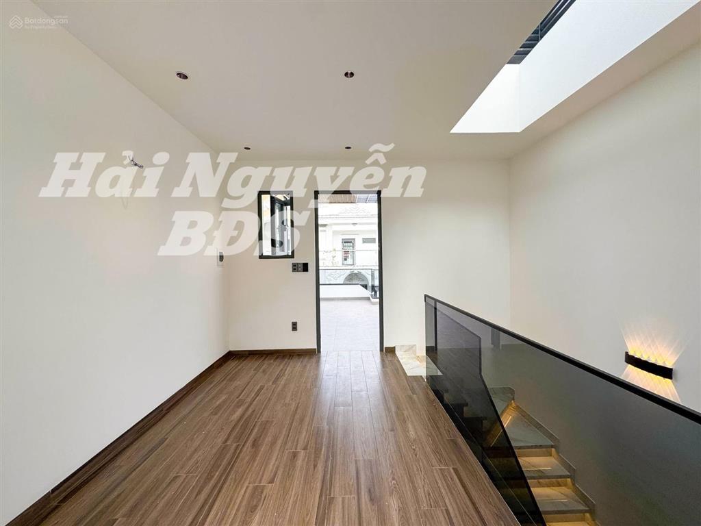 Siêu phẩm nhà phố 4 tầng hẻm xe hơi huỳnh tấn phát. nhà bè  full nội thất
