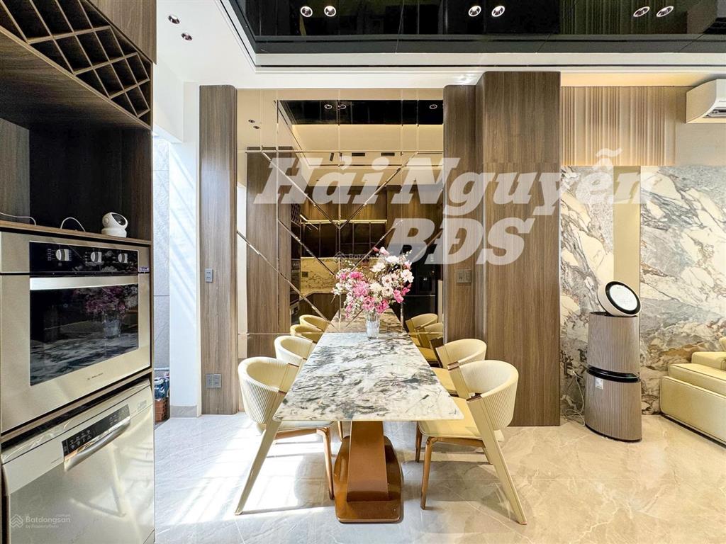Siêu phẩm nhà phố 4 tầng hẻm xe hơi huỳnh tấn phát. nhà bè  full nội thất