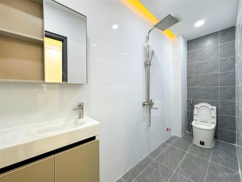 Nhà 2 tầng mới hoàn thiện 88 nguyễn văn quỳ  q7  7.5m x 6.5m  5 tỷ 950