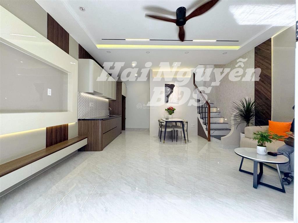 Nhà 2 tầng mới đẹp đường huỳnh tấn phát q7  5m x 6,7m  4 tỷ 580