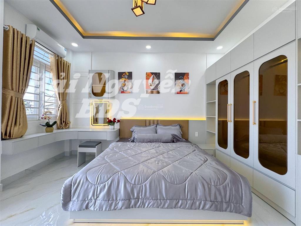 Nhà 4 tầng mặt tiền kinh doanh hẻm xe hơi huỳnh tấn phát. 4m x 16m  8 tỷ 900