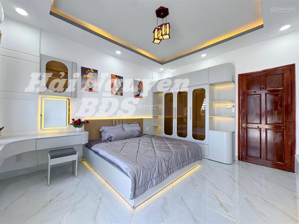 Nhà 4 tầng mặt tiền kinh doanh hẻm xe hơi huỳnh tấn phát. 4m x 16m  8 tỷ 900