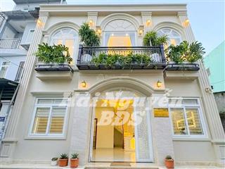 Nhà đẹp 2 tầng full nội thất huỳnh tấn phát q7  cạnh eco green