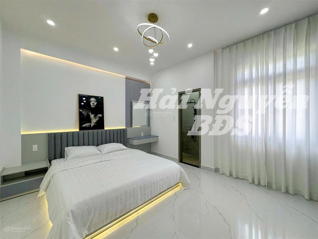 Nhà xây mới 6 tầng có thang máy, đường số 2, p. phú thuận, q7  cạnh phú mỹ hưng