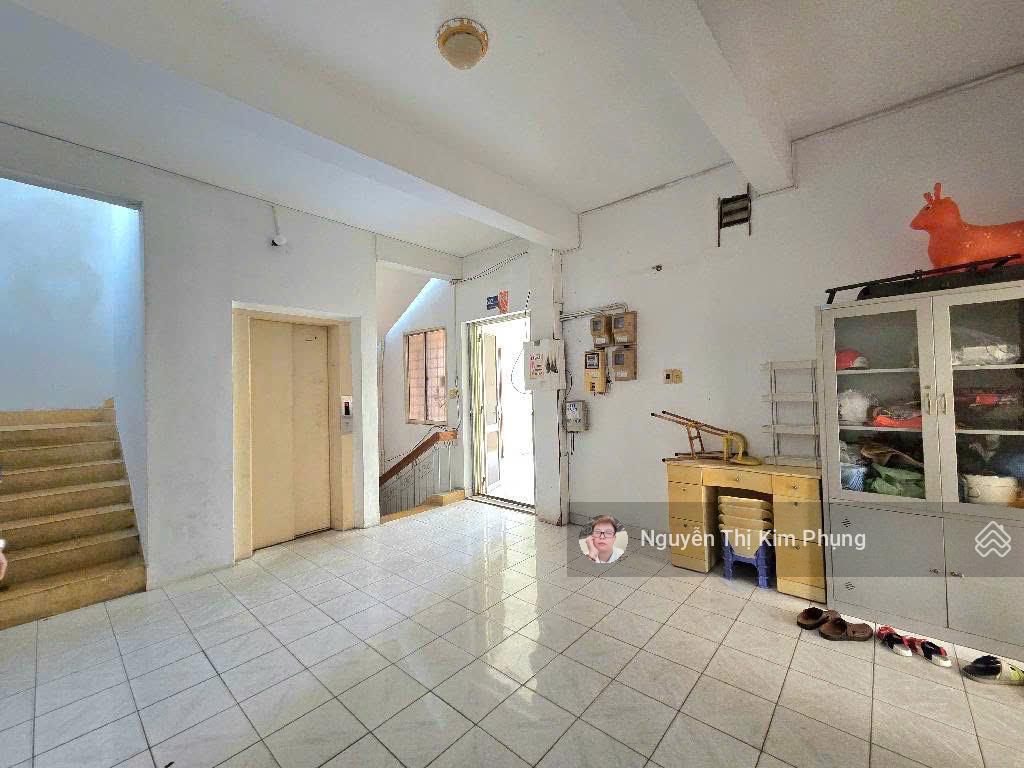 Bán chung cư 675 nguyễn kiệm, phú nhuận, gần sân bay, 2,7 tỷ, 42m2, 1pn, 1wc