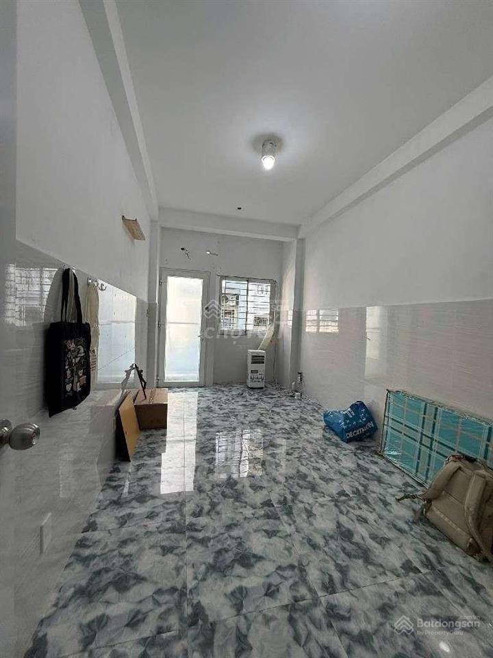 Bán nhà hxh nguyễn trãi, phường 2 quận 5, 4 tầng btct, nhỉnh 5tỷ.