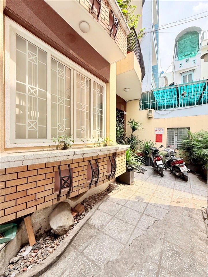 Bán nhà mới 2 mặt hẻm chỉ 5,7 tỷ đường nguyễn duy dương, phường 4, quận 10, 32m2, 2pn