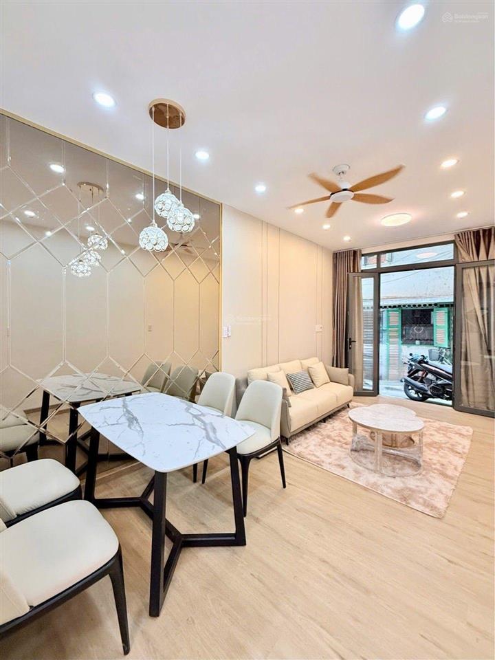 Bán nhà mới 2 mặt hẻm chỉ 5,7 tỷ đường nguyễn duy dương, phường 4, quận 10, 32m2, 2pn