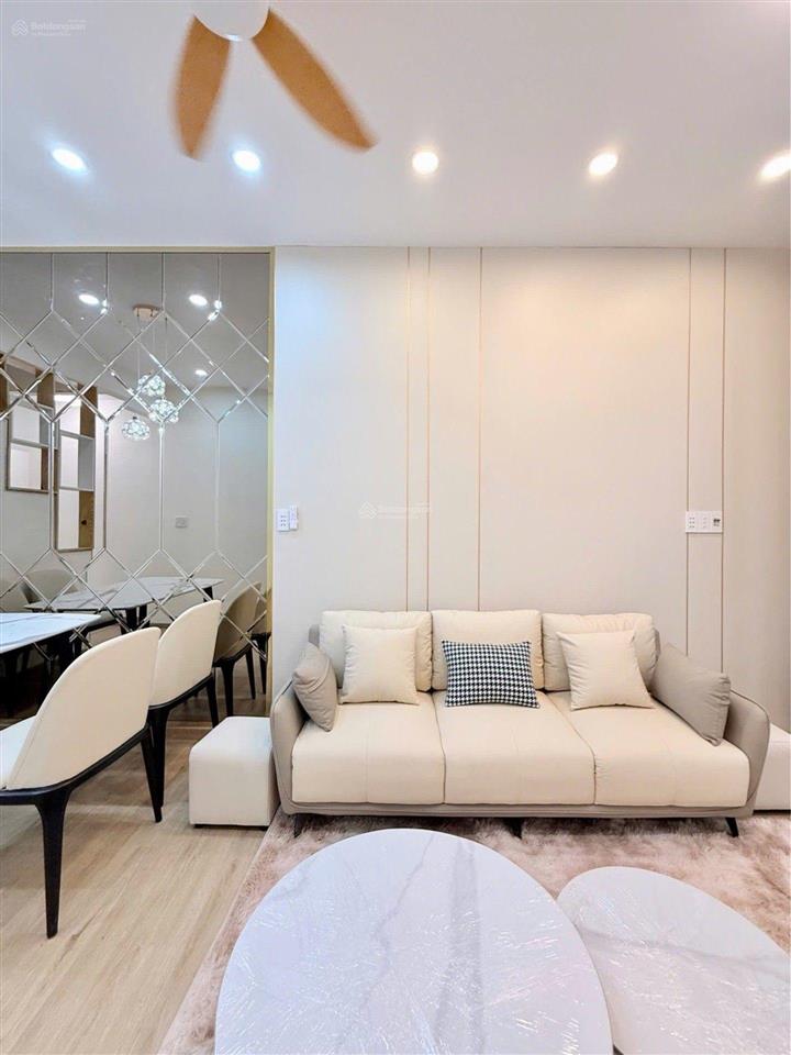 Bán nhà mới 2 mặt hẻm chỉ 5,7 tỷ đường nguyễn duy dương, phường 4, quận 10, 32m2, 2pn