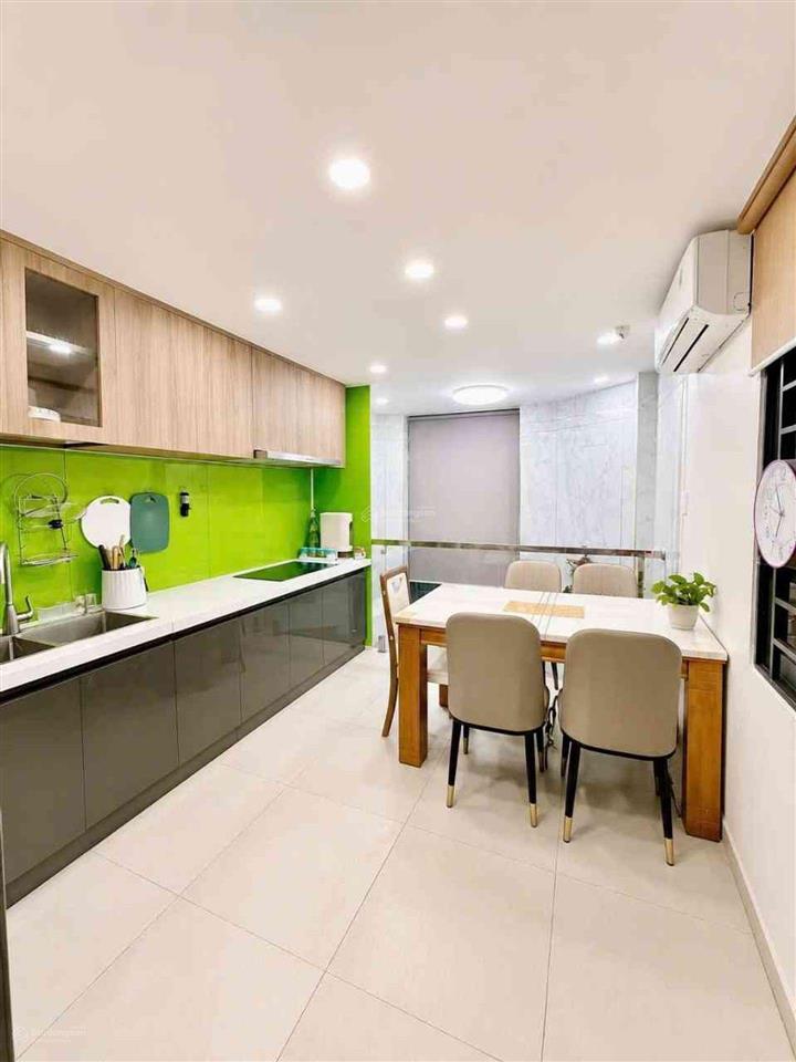 Bán nhà lô gốc ô tô đậu cửa, đường trần bình trọng, quận 5, 4 tầng, giá 7 tỷ tl